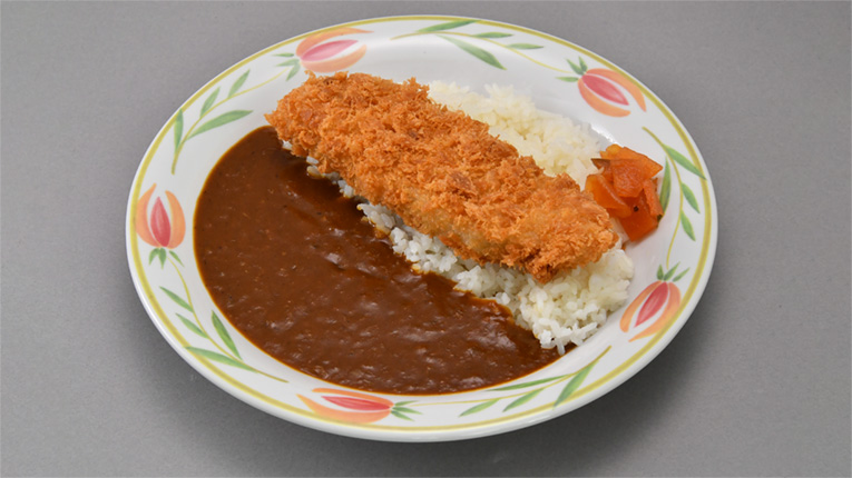 まぐろカツカレー