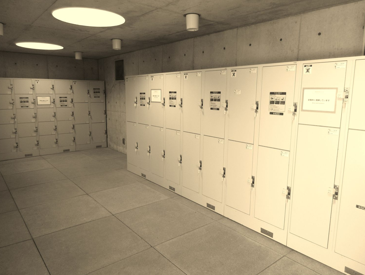 コインロッカー