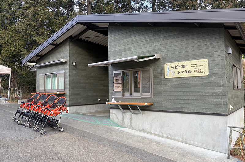 ベビーカー貸出所外観